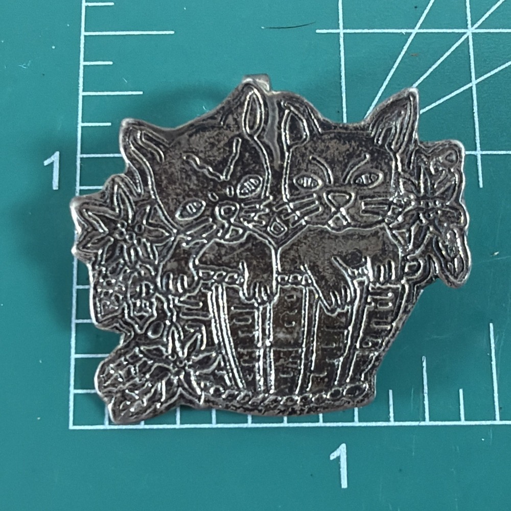 925 Sterling Silver Vintage Mexico Kitty Cat Basket Oxidized Pin Brooch Pendant